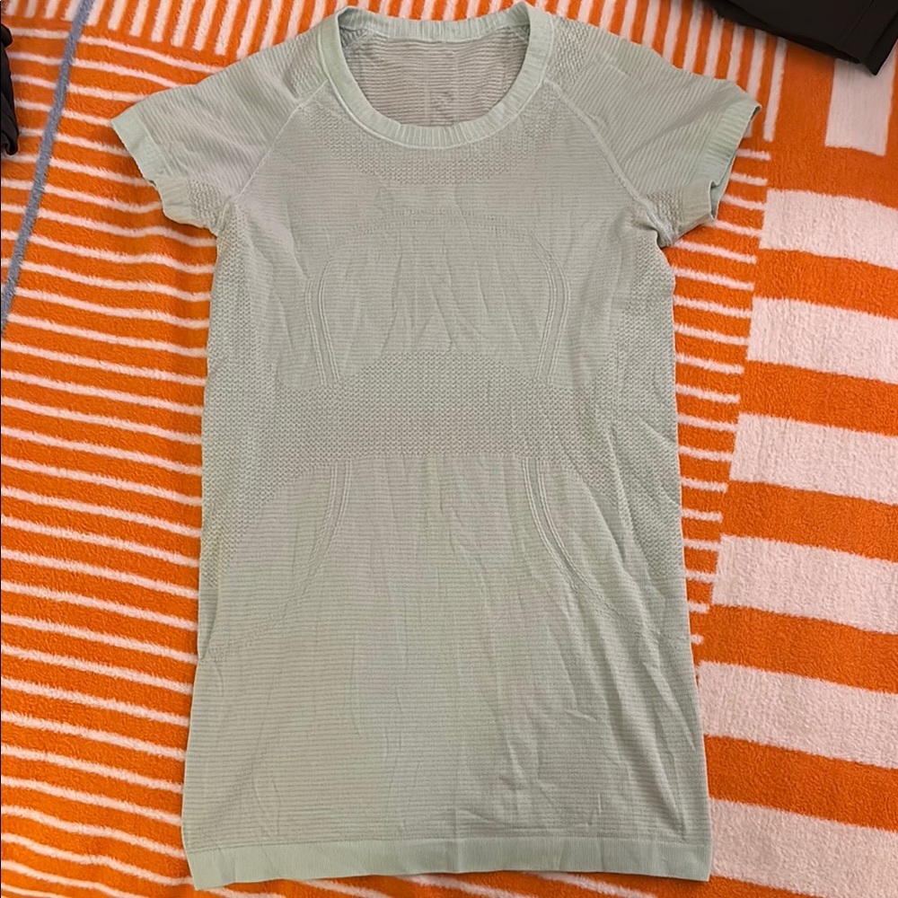 lululemon athletica Light Green Short Sleeve Tee